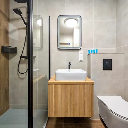 Reymonta Deluxe By Bookinghost Διαμέρισμα *