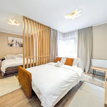 Reymonta Deluxe By Bookinghost * Βρότσλαβ