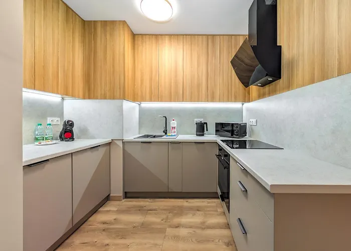 Reymonta Deluxe By Bookinghost Wroclaw